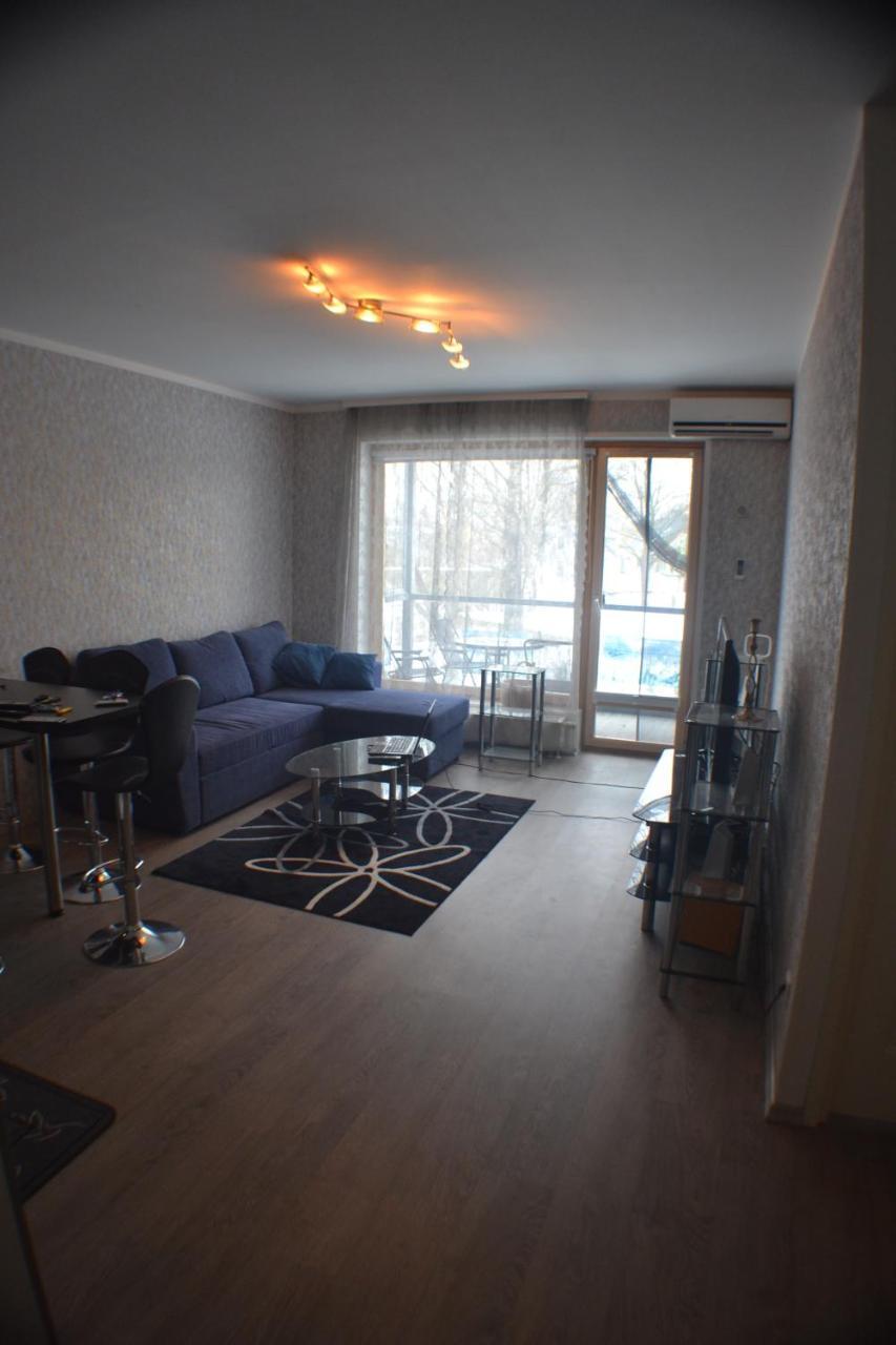 Riverside Apartement Пярну Екстер'єр фото